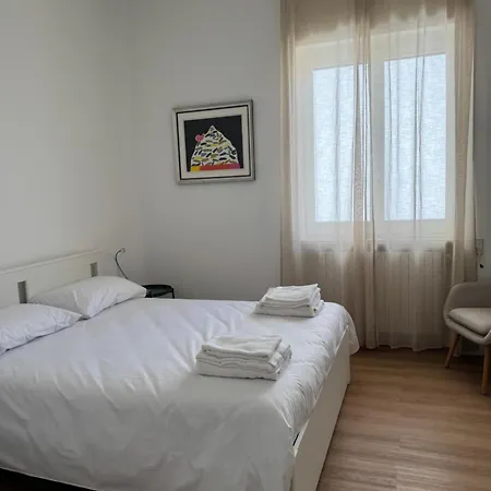 Maison Oberdan 63 게스트하우스 3*