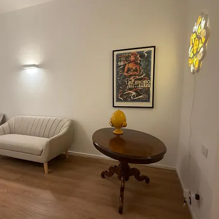 Maison Oberdan 63 Lecce